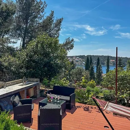 Seaside Garden Losinj Apartment *