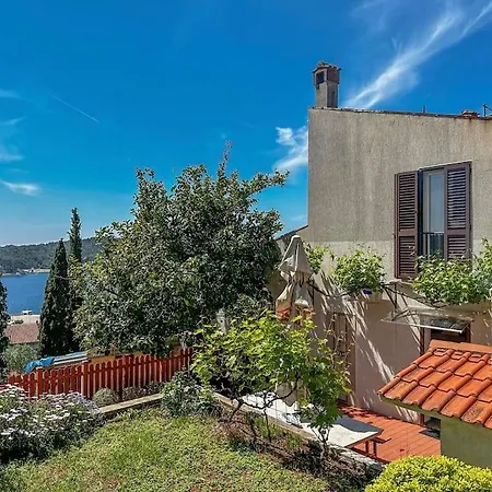 Seaside Garden Losinj Apartment